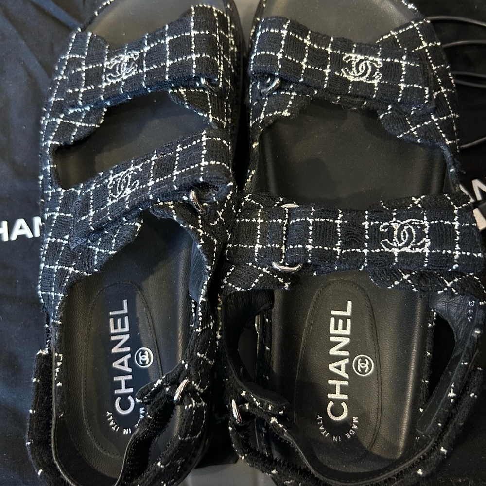 NEW Chanel Tweed Black & White Dad Sandals Size 41 Size 10 - Picture 5 of 9